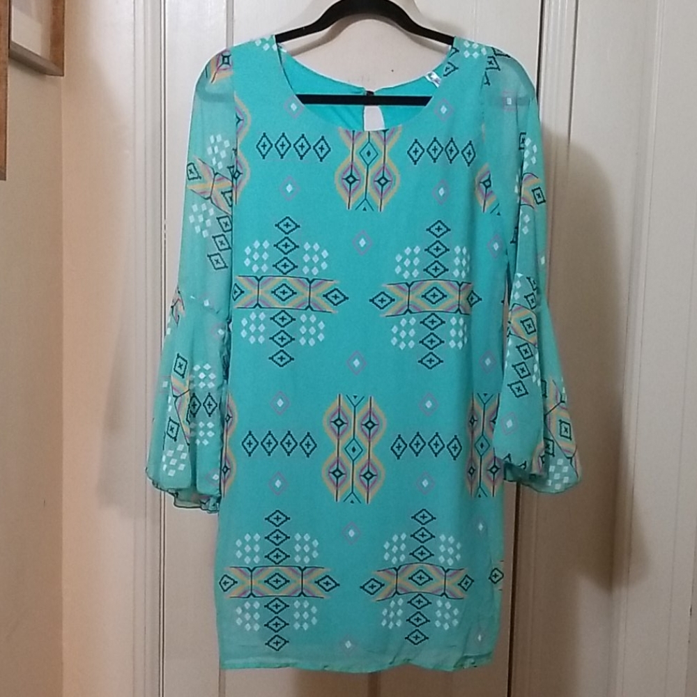 AUDITIONS green Aztec print bell sleeve dress